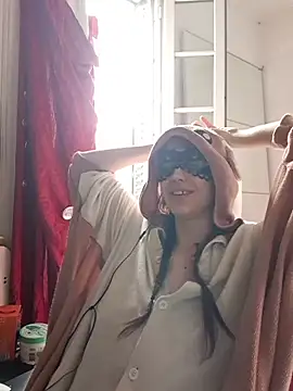 PearMaki online show from October 16, 10:18 am