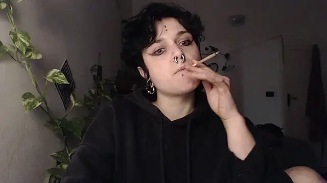 metamorphosiskin online show from February 10, 6:22 pm