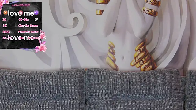 hailey peach online show from November 30, 6:12 pm