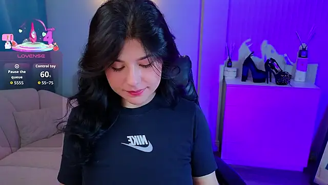 Jenna Adams  online show from September 29, 1:43 am