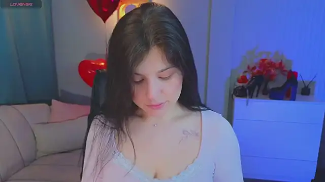 Jenna Adams  online show from March 26, 2:03 am