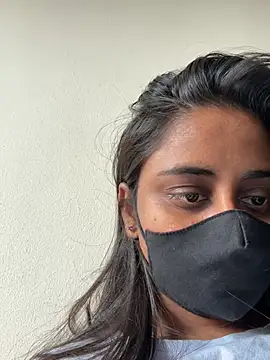 85198 online show from April 9, 10:20 am