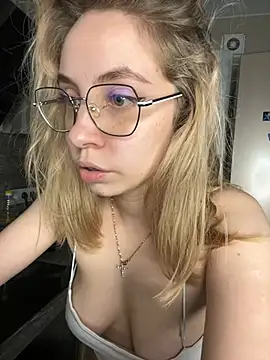 Kitty Katrine online show from January 11, 4:23 pm