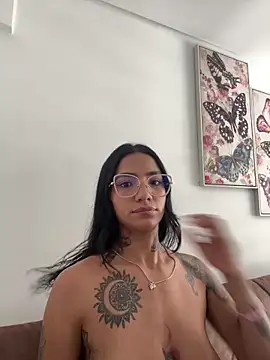 dolcebella online show from March 24, 5:29 pm