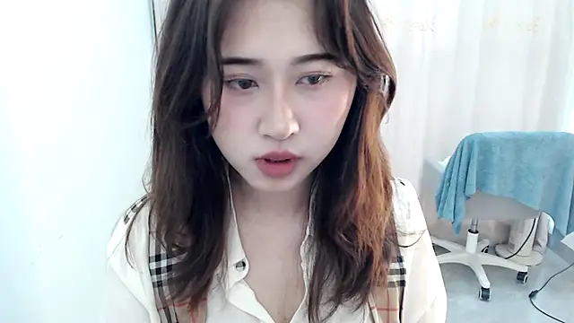 Liliya-77 online show from April 17, 6:37 am