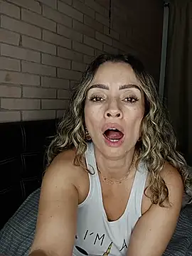 Loly Horny online show from June 2, 2:45 am
