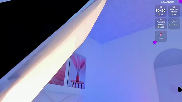 zoe rivers online show from January 7, 7:28 pm