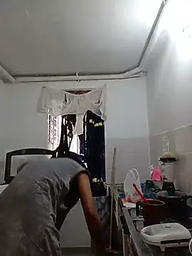 Karii-R online show from June 27, 2:56 pm