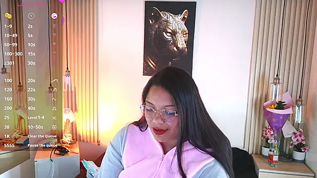 virtual charm online show from March 10, 1:04 pm