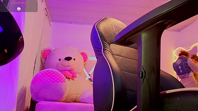 Laylafoxy tay online show from September 23, 3:37 am