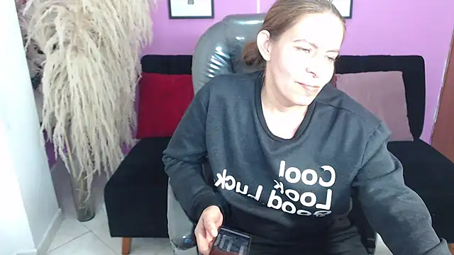 Milf karlye online show from September 20, 3:16 am