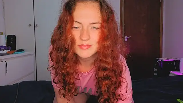 ENGLISHEMILY 69 online show from February 4, 10:02 pm