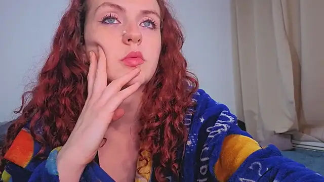 ENGLISHEMILY 69 online show from January 18, 9:11 pm