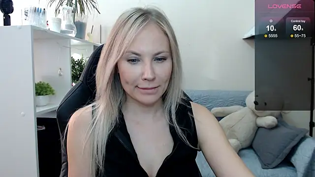 Sunny bunny6 online show from October 7, 11:03 am