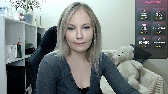 Sunny bunny6 online show from December 4, 4:37 am