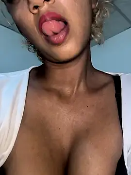 Amaliu  online show from January 12, 7:30 pm