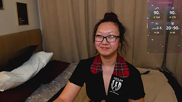 Marine Vact online show from March 26, 2:08 pm