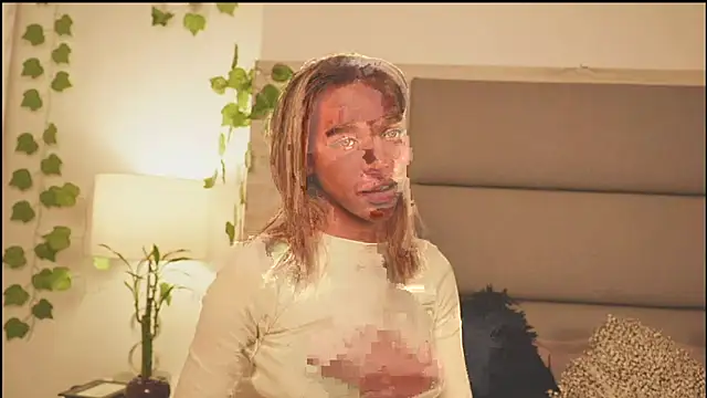 Lily Miiller online show from February 21, 11:49 pm