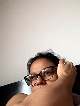 Sharongirl07 online show from September 28, 2:22 pm