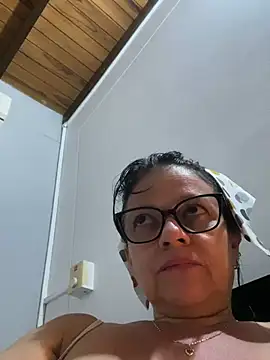 Sharongirl07 online show from March 14, 3:07 am