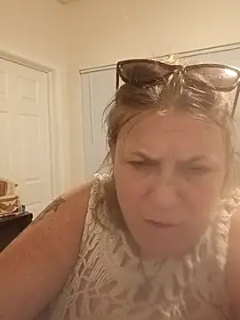 Playmate86 online show from March 24, 1:33 am