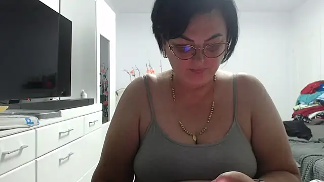 Amandamuller1982 online show from September 15, 10:39 pm