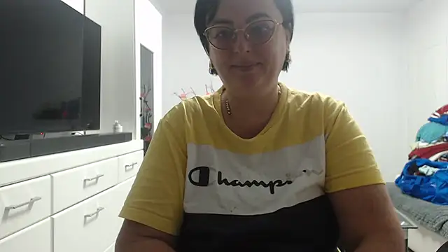 Amandamuller1982 online show from September 18, 10:52 pm