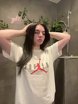 AdelinaAlia online show from October 3, 4:56 pm