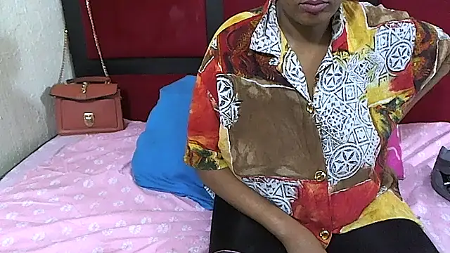 MaximTease24 online show from October 3, 11:04 am