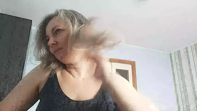 EdithManning online show from February 14, 8:16 am