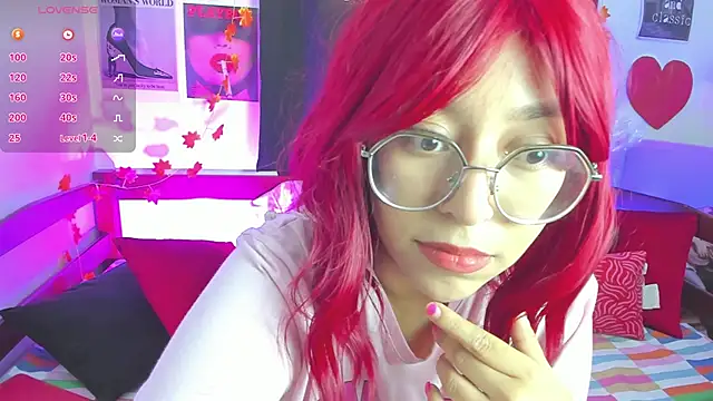  Moon Johnson online show from April 26, 7:28 am