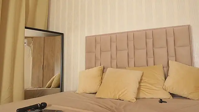 GabyRios online show from September 21, 10:19 pm