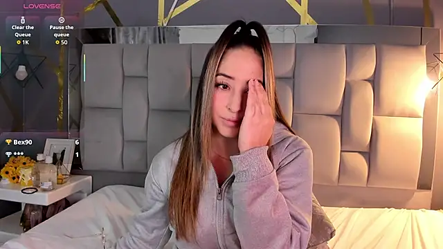 AliceSteel12 online show from October 3, 11:32 pm