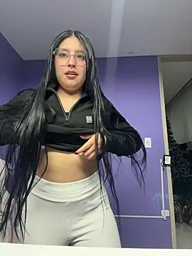 Annie9  online show from December 20, 4:05 am