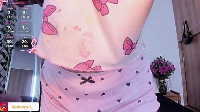 medussa13  online show from March 12, 12:08 pm