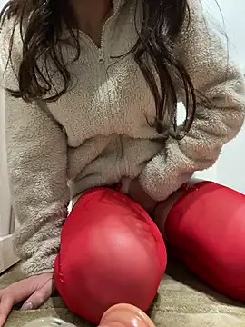 AiRiii online show from December 17, 6:50 am