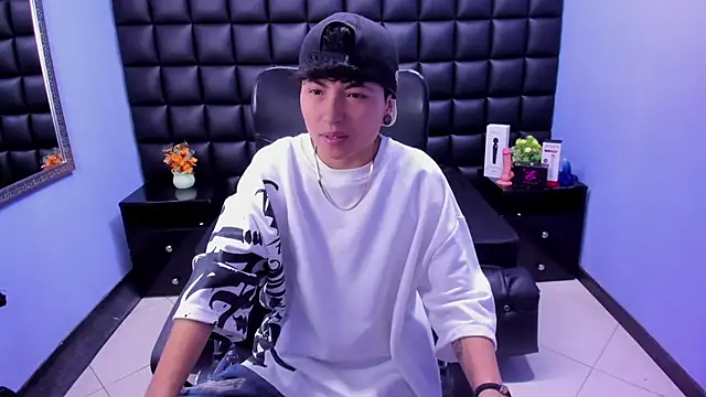 Im Mathias online show from September 12, 8:38 pm