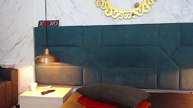 salome daniel online show from September 18, 8:07 pm