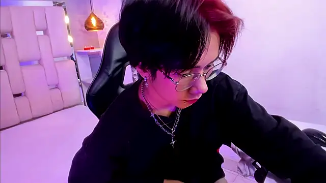 Eriol  online show from September 14, 2:04 pm