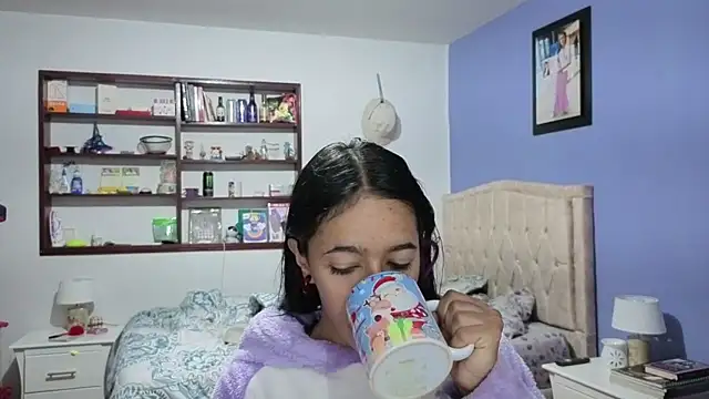 stephania t online show from February 17, 2:38 pm