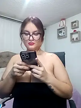 valeria gomezx online show from December 1, 1:09 am