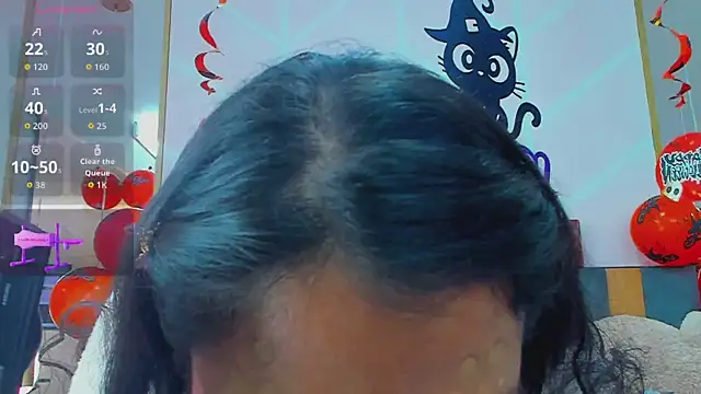 MadyJackson online show from October 31, 2:10 pm