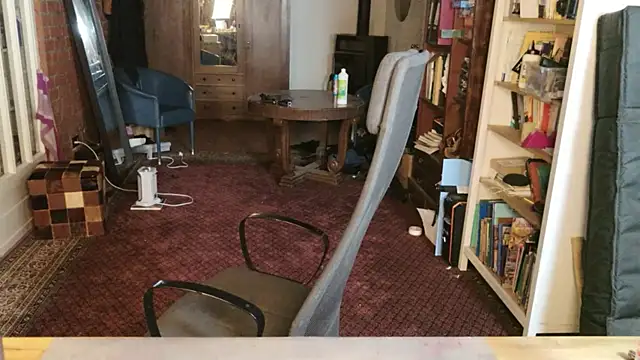 MaxiEmily online show from October 5, 2:05 am