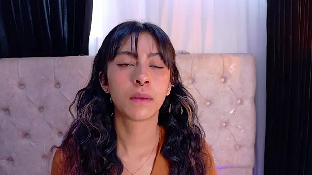 Alyssa jones online show from January 8, 1:15 pm