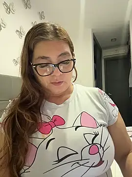 AntonellaAlondra4 online show from March 16, 5:44 am