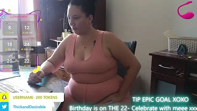 ThickGirlsDoItBetter online show from September 15, 7:32 pm