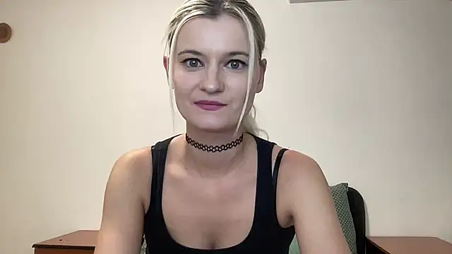 Onika Love online show from September 18, 10:41 pm