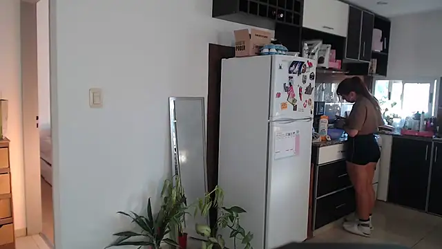 bunnylolaa4 online show from March 25, 9:17 pm