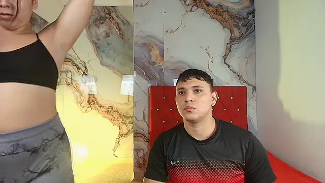 couple lovelyds online show from December 13, 9:10 pm