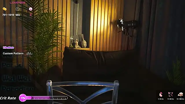 ZaraReignn online show from December 3, 8:22 pm